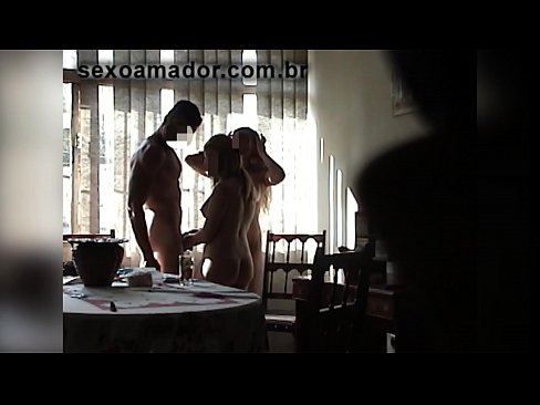 ❤️ Seksvriende nooi 'n reuse man en 'n drietal saam met hom Fokvideo by porn af.it-com.top ️❤